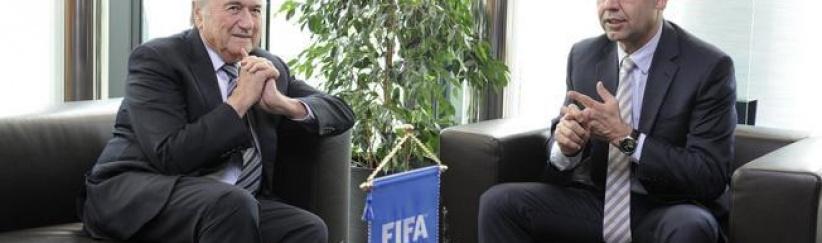 برشلونة يهدد بالانسحاب من مسابقات الفيفا!