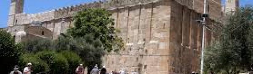 الاحتلال يغلق المسجد الإبراهيمي يومي الثلاثاء والأربعاء المقبلين