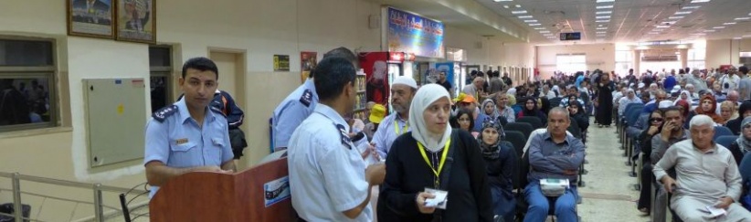 إغلاق معبر الكرامة أمام المغادرين الـ7 والنصف مساء اليوم