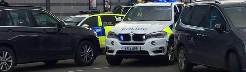 احتجاز رهائن من قبل مسلح في مجمع ترفيهي شمال غرب لندن