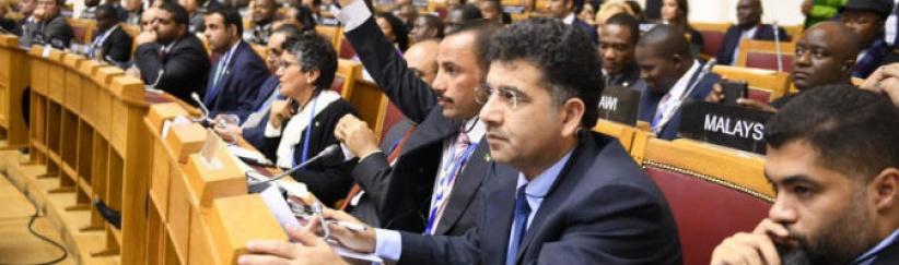 بالفيديو: رئيس مجلس الأمة الكويتي لوفد اسرائيلي: اخرجوا يا قتلة الأطفال