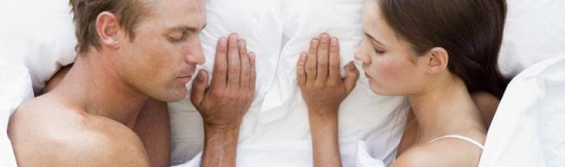 12 فرق في النوم ما بين المرأة والرجل