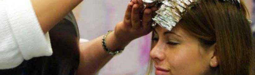 تحذير خطير للنساء مما تسببه صبغة الشعر