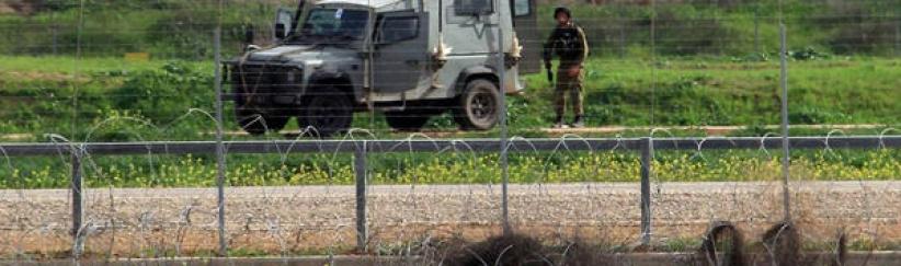 الاحتلال يعتقل شابين اقتربا من السياج الفاصل شرق خان يونس