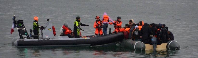 مصرع مهاجرين أثناء محاولتهم عبور المانش من فرنسا