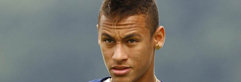 نيمار وقع على تعهد بالانضمام إلى برشلونة في يوليو