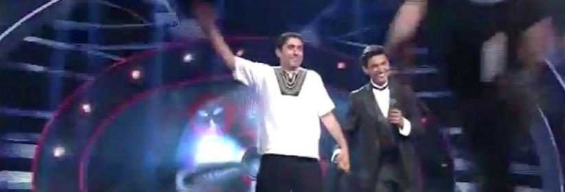 الشاب الذي شارك عساف الدبكة على مسرح عرب آيدول من نابلس