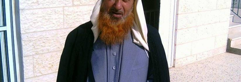 وفاة إمام مسجد الدهيشة الكبير الشيخ محمد قراقع