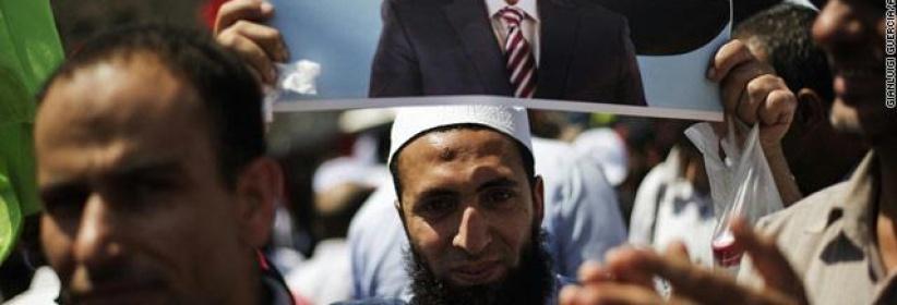 تحالف مؤيد لمرسي يدعو الى مظاهرات يوم الجمعة ضد الجيش