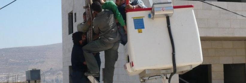 لجنة للتحقيق بوفاة عامل في 