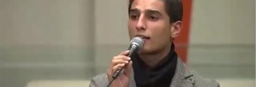 بالفيديو : محمد عساف يعلي الكوفية داخل مقر الامم المتحدة