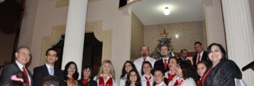 سفارة فلسطين بالبحرين تحتفل باضائة شجرة الميلاد