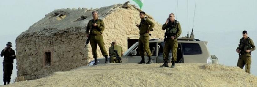 الاحتلال يحتجز طاقما طبيا من الإغاثة الطبية اثناء الدخول لعين حجلة