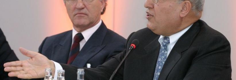 شعث يلقي محاضرة في جامعة تل أبيب