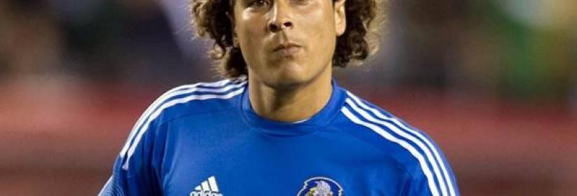 تألق حارس المكسيك يتسبب في حرب إشاعات