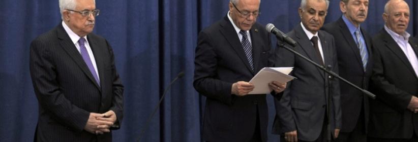 بالاسماء : حكومة التوافق تؤدي اليمين امام الرئيس في رام الله