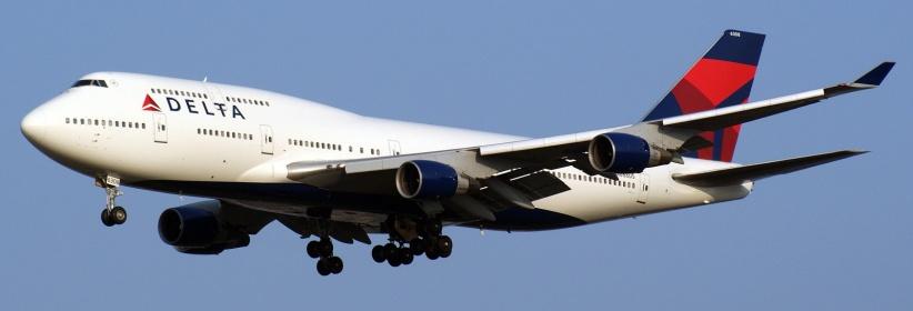 مشاجرة تغير مسار طائرة!