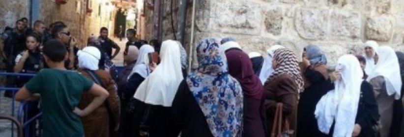 استمرار منع النساء من دخول الأقصى