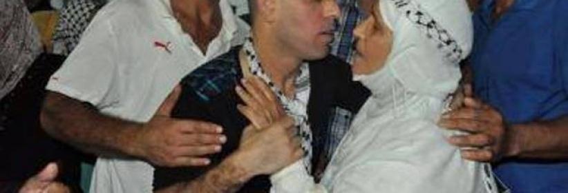 الأسير خطاطبة يتنفس الحرية بعد عشرين عاماً