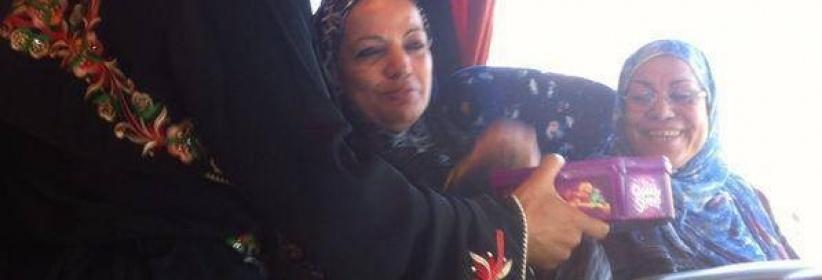 بالصور : وصول الفوج الاول من سكان غزة الى مدينة القدس