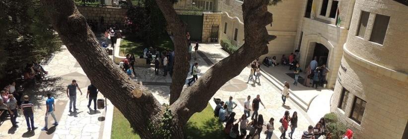 مجلس الطلبة في جامعة بيت لحم يعلق الدراسة لاجراءات نقابية