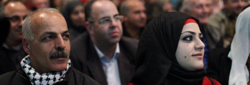 بالصور: الشاعر المصري هشام الجخ يحي أمسية شعرية في بيت لحم