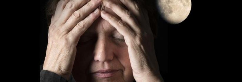 كيف يؤثر القمر والنجوم على صحتنا ومزاجنا؟