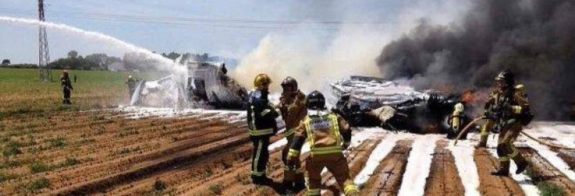 تحطم طائرة عسكرية بالقرب من مطار اشبيلية ومقتل 3 من طاقمها