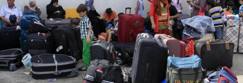 فتح معبر رفح للعالقين في الجانب المصري