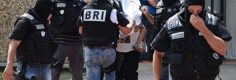 منفذ هجوم ليون في فرنسا: لست 