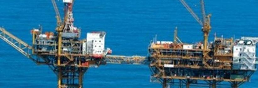 السفارة الأميركية تطلب من 