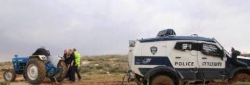 مصادرة جرار زراعي ومنع الحصاد جنوب نابلس