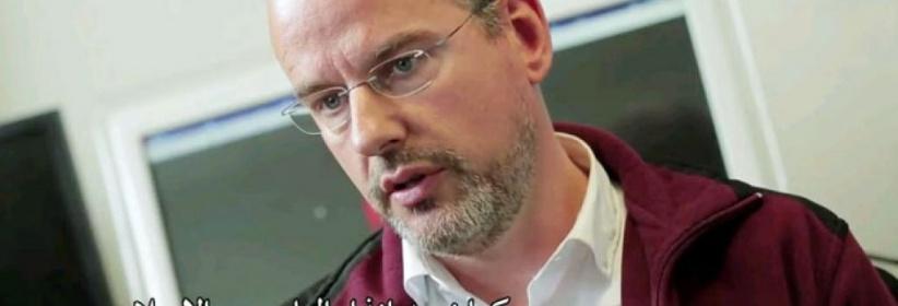 منتج الفيلم المسيء للرسول يكشف اسم السورة التي كانت سبباً في إسلامه