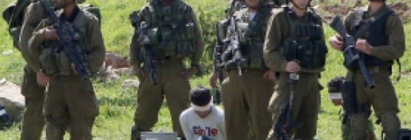 الاحتلال يعتقل طفلًا بزعم حيازته سلاح بالقدس