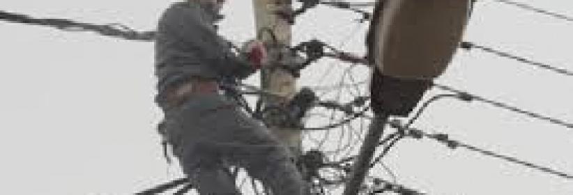 تصرف خاطئ يقطع الكهرباء عن غرب نابلس