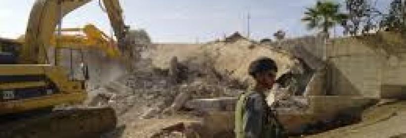 الاحتلال يخطر بهدم خيمتين جنوب الخليل