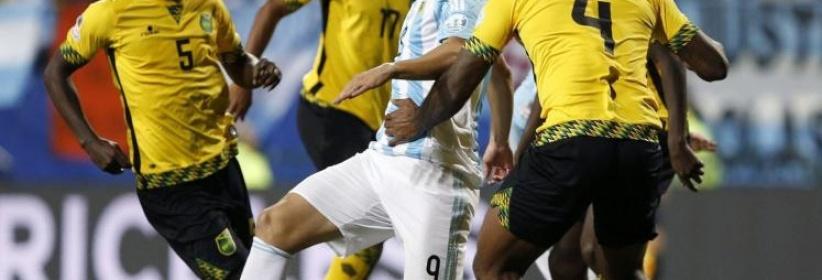 الأرجنتين تهزم جامايكا وتتأهل متصدرة لدور الثمانية بكوبا أميركا