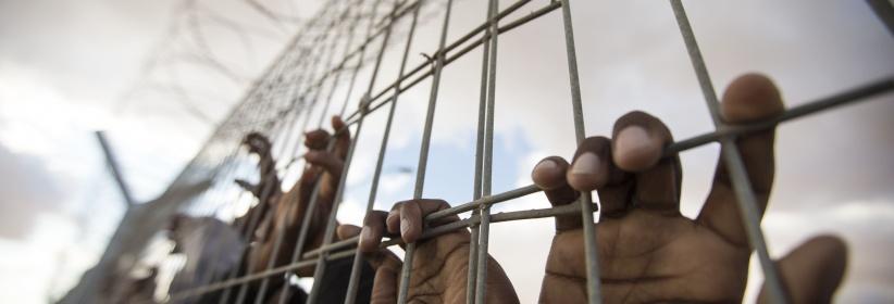 6 الاف أسير فلسطيني بسجون الاحتلال