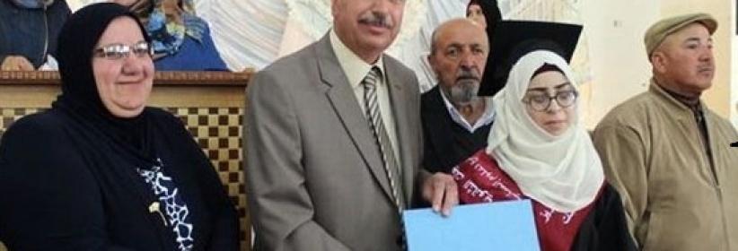 كفيفات الخليل يتفوقن ويحلُمن بدراسة الانجليزية