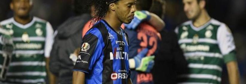 رونالدينيو يتعاقد مع فلومينيسي البرازيلي