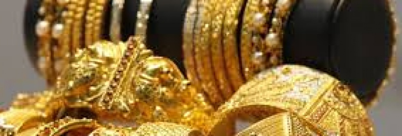 سرقة 700 الف شيقل ونصف كيلو من الذهب في نابلس