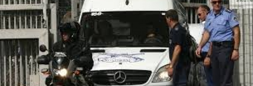 نقل الأسير المضرب عدي استيتي إلى زنازين 'ايشل'