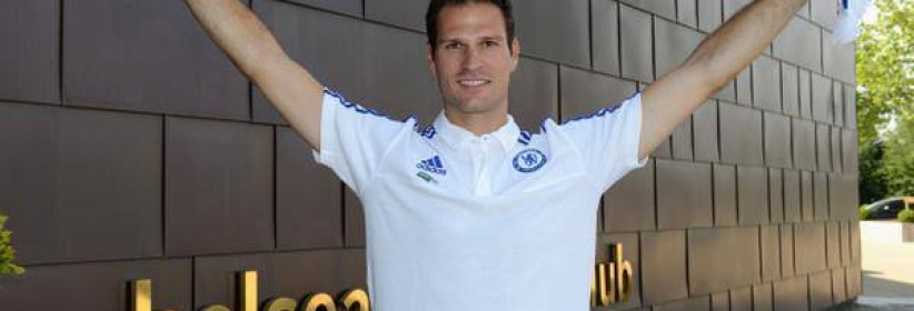 تشيلسي يضم بيجوفيتش حارس ستوك سيتي