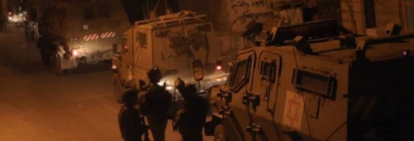 الاحتلال يعتقل اكثر من 30 مواطنا في مداهمات بالضفة والقدس