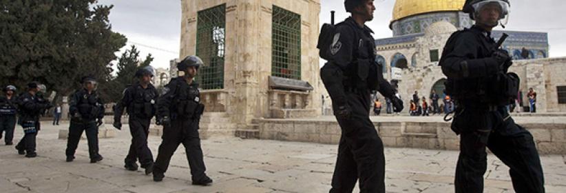 مستوطنون يجددون اقتحامهم المسجد الأقصى بحراسات مشددة