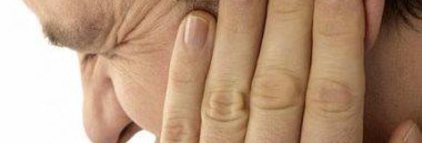 بتسمع صوت صفير أو 