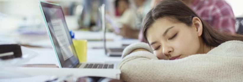 كم يزيد وزنك أسبوعيا عند الحرمان من النوم؟