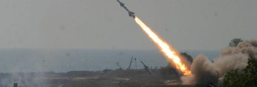 الإحتلال يقصف مواقع للنظام السوري رداً على سقوط صاروخين في الجولان المحتل