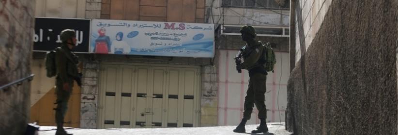 الاحتلال يغلق وسط الخليل تمهيدا لاقتحامات المستوطنين