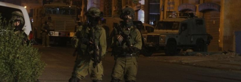 حملة اعتقالات بالضفة تطال اسرى محررين